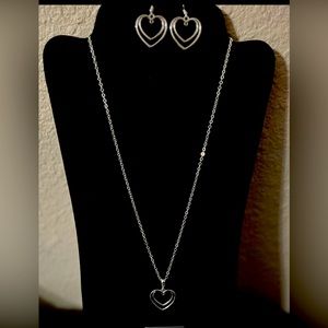 A very beautiful gift set